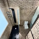 Iy Loft 4 - Open Plan Garage Style - Up To 4 People Apartmán *