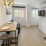 Campoamor Msuites Apartment