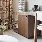 One Shot Puerta Ruzafa Hotel