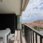 Con Vistas Al Mar, Piscina Y Pista De Paddle *