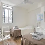 Fantastic Near Apartman *