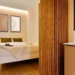 Saristays Modern&o