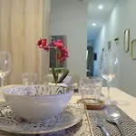Loft Valencia Ptz - Between Arts Roig Arena & Ruzafa Street Suites - Private Entry * Walencja