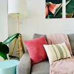 Apartamento & Cozy Flat Close The *
