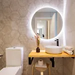 Florit Flats - Trafalgar Arts & Port