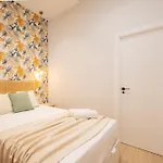Florit Flats - Trafalgar Arts & Port דירה