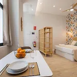 Florit Flats - Trafalgar Arts & Port