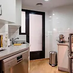 דירה Beach Apartment