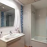 דירה Beach Apartment *