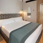فندق Catalonia Excelsior 4*