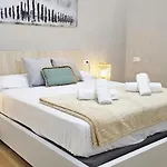 아파트 Vacansis Bajo Torrefiel *