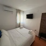 Con Cocina Y Bano Privado De Temporada Vacaciones Largas Long Desde 11 Noches アパート