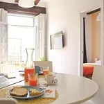 Down Town Apartment *