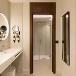 Moontels Colón * Valencia