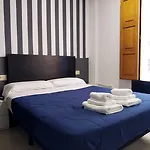 Flats Friends Plaza De La Reina 4* ולנסיה
