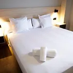 Dorm4you Arena 2 Apart Otel 4*