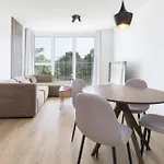 Apartup Port Marina Azura Apartment