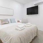 Modern & Stylish Close To The Valencia