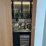 Bright Spacious Luxury *