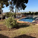 Сasa de vacaciones Mediterranean House In *