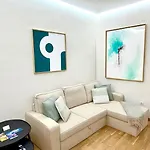 아파트 Almas, Hall 1 Min, 4 Pax, Smart Tv *