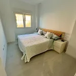 6 Personas Oceanografic Ciencias Roig Arena Apartment Valencia