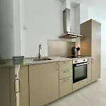 6 Personas Oceanografic Ciencias Roig Arena Apartment *