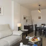 Singularstays Artes *