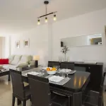 Singularstays Artes Apartment *