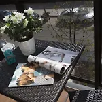 Apartment Singularstays Artes *