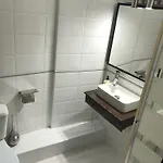 Flats Friends Plaza De La Reina בית הארחה 4*