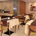 Rh Sorolla Centro 3*