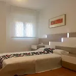 Apartment En Universidad Y Cerca De La Playa