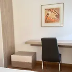 En Universidad Y Cerca De La Playa