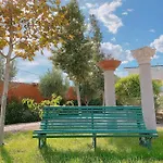 Mom La Punta 招待所