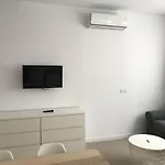 Suites Marina Hotel