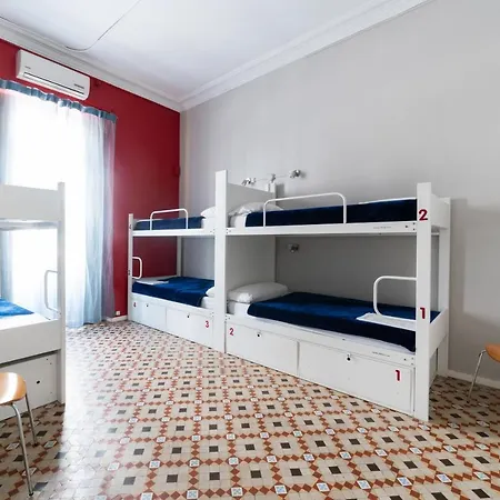 Red Nest Hostel Valencia
