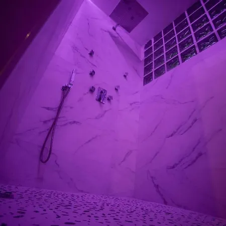 Pecalite Space Romantiskt hotell *