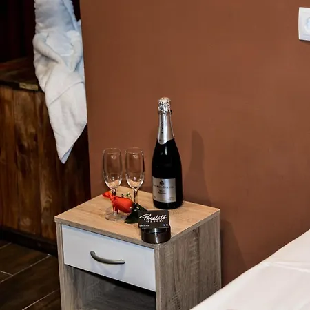 Romantiskt hotell Pecalite Space *