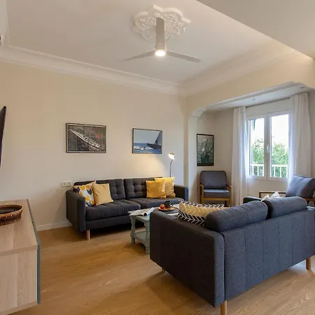 Near The Marina, Apartment *