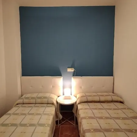 Cabanal Port Marina Apartment *