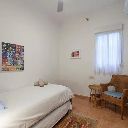 Apartment Near The Marina, Valencia