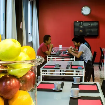 Quart Youth & 호스텔