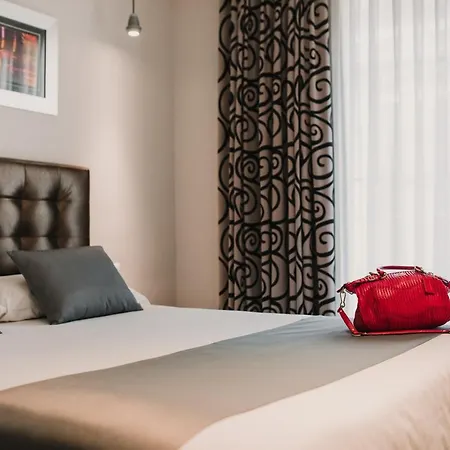 朱里斯塔市中心公寓 公寓 *