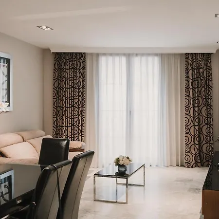 朱里斯塔市中心公寓 公寓 *