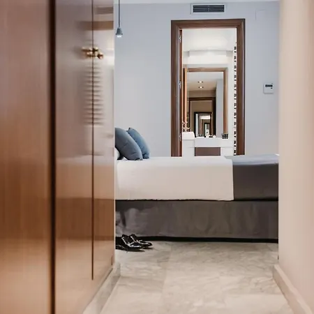 朱里斯塔市中心公寓 公寓 *