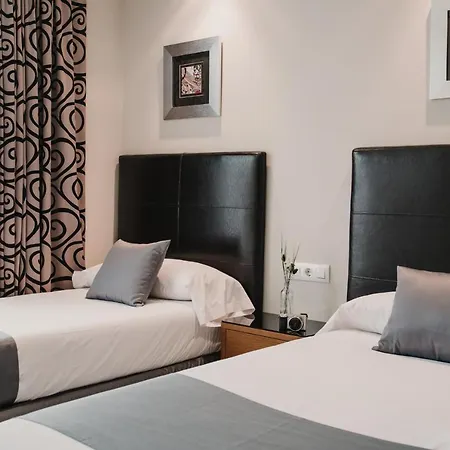 朱里斯塔市中心公寓 公寓 *