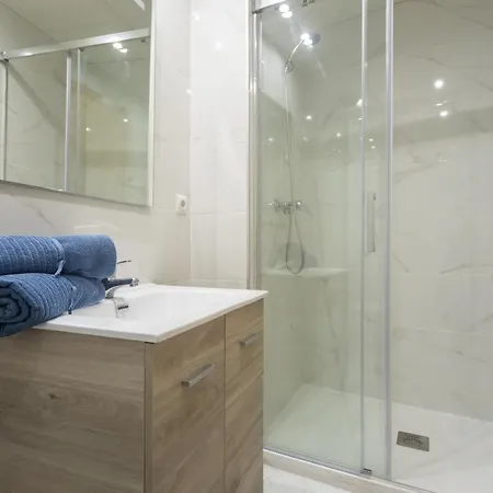 Exclusivos Lofts En Plaza Del Ayuntamiento Валенсия