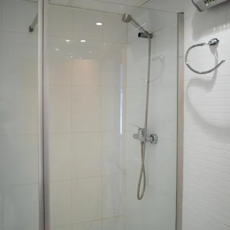 Florit Flats - The Malvarrosa Beach Apartment & Free Parking