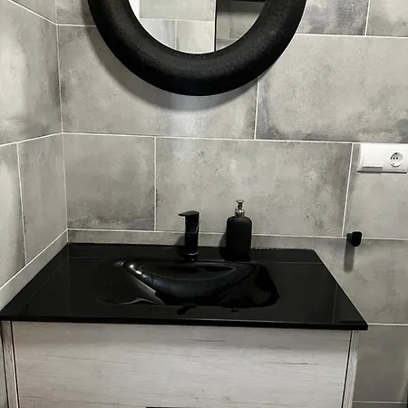 דירה 10Min To The Beach And 10Min To The City Centre